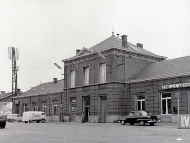 Sint-Truiden - SNCB Z02901M (2).jpg